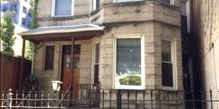 5515 N Broadway Street Gallery 1