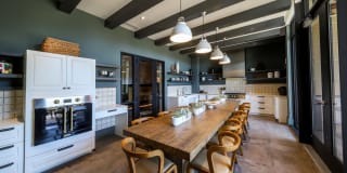 Mercato Grove Gallery 25