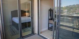 RARE Offering 2BD/2BA Furnished Condo of secured building in highly sought after Boutique Bella Capri building. Gallery 5
