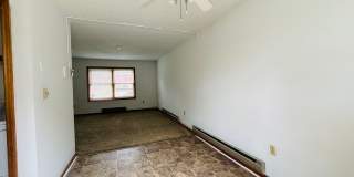 2 Bedroom 1 Bath Townhouse Gallery 7