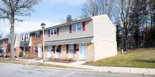 Hilltop Village - Fantastic, totally  upgraded 2 bedroom, 1.5 bath end unit TH! Gallery 1