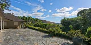 Rarely Available Private Estate in Manoa! Move in Ready! Gallery 24