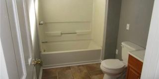 Charming 3BR House in Norfolk Gallery 14