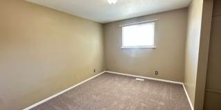 6046 S 4000 W - Duplex Gallery 16