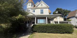 124-126 10th Avenue - 126 Gallery 1