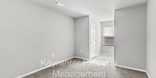 Spacious Home in Fayetteville! Gallery 4