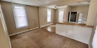 3 Bedroom 2 Bath Located Near Campus Gallery 3