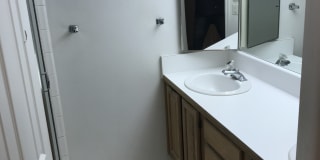 650 South Main Street Gallery 1