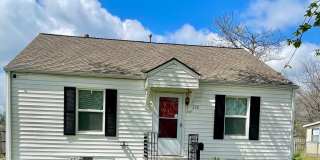 Charming Hideaway: 2BR Cozy House Gallery 1