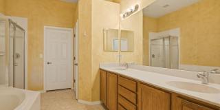 1405 RIDGE TERRACE Gallery 16