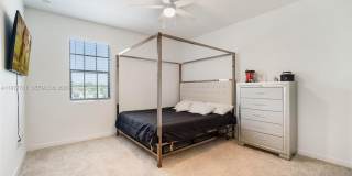 1181 SW 7th Ct Gallery 13