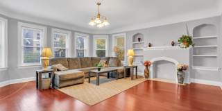 6323 N Francisco Ave Gallery 3