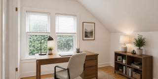 4 Bed | 2.5 Bath | Forest Hills Area | End of Cul-de-Sac Gallery 15