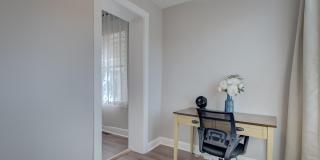 2621 E OLIVER Street Gallery 27