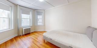 Nicely renovated studio in the heart of Fenway! Gallery 12