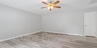 1520 Birkdale Court Gallery 7