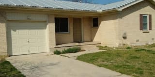724 W Avenue E 724 W Avenue E Gallery 1