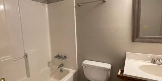 SW Updated Home - Wood Laminate Flooring, Front Porch & Deck! SW Updated Home - Wood Laminate Flooring, Front Porch & Deck! Gallery 13