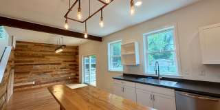 1500 Meridian Street - Modern Industrial Retreat in the Heart of Charlottesville! Gallery 20