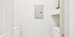 Anatole on MacArthur Gallery 16