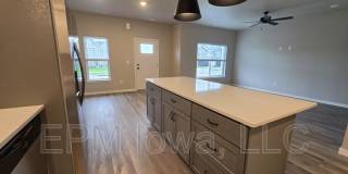 2309 Water Tower Place Gallery 4