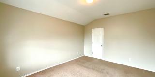 Charming 3-Bedroom Cul-de-Sac Home with Fenced Yard & Garage! Gallery 28