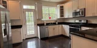 7476 RIDING MEADOW Way Gallery 1