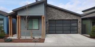 Beautiful Low Maintenance Home in Gated Community Gallery 1