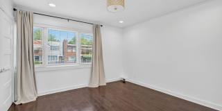 2218 16TH ST NE Gallery 10