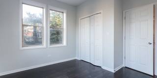 5134 N Oakley Avenue Gallery 7