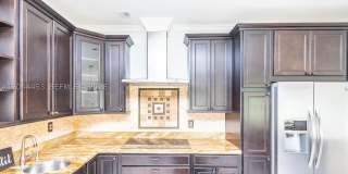 351 SW 184th Ter Gallery 23