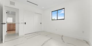 19731 NE 24th Ave Gallery 35