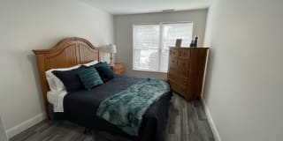 Hollis Commons Gallery 10