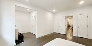 31 Temple Street Gallery 11