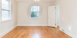 1667 PRIMROSE Road NW Gallery 13