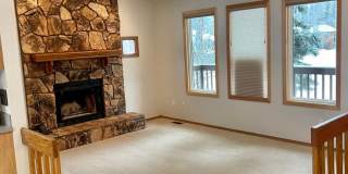 3 bed/2.75 bath House Eagle River 3 bed/2.75 bath House Eagle River Gallery 1