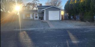 523 1/2 Gardner Way Gallery 1