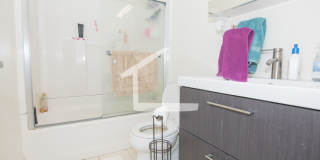 Renovated 4bed/2bath Gem Steps from the B, C, D Lines Gallery 6