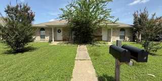 903 Azalea Court Gallery 1