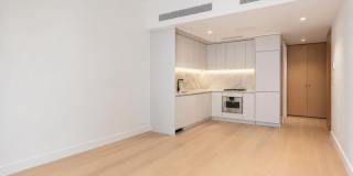 250 E 25th Street Gallery 3
