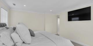 502 Brighton Avenue Gallery 41