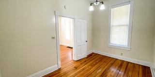 Quaint 2 Bedroom Home Gallery 6