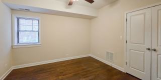 4651 North Wolcott Ave. Apt. Gallery 16