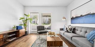 The Elinor Gallery 47