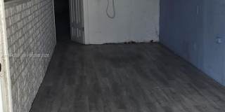 1824 Monroe St Gallery 14