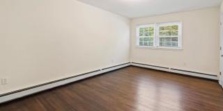 Newtonian Gardens Apartments Gallery 12