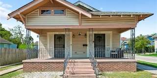 4903 WILLOW Street Gallery 1