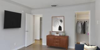 880 & 890 Dexter Gallery 15