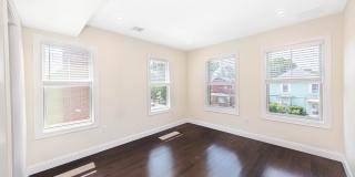 120 Jerome St Gallery 21