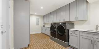 459 NE 15TH AVE FORT LAUDERDALE, FL 33301- Gallery 13